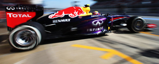 9 piloti de Formula 1 si masinile lor din garaj