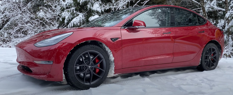 A condus o Tesla la temperaturi de pana la -18 grade pentru aproape 5.000 de kilometri. Acum ne spune cum s-a descurcat masina americana A condus o Tesla la temperaturi de pana la -18 grade pentru aproape 5.000 de kilometri. Acum ne spune cum s-a descurcat masina americana