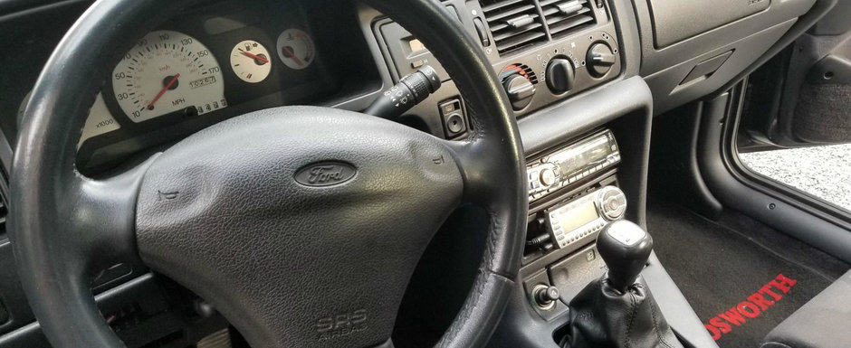 A condus-o zi de zi in ultimii 13 ani. Acum isi scoate la vanzare masina cu motor turbo si cutie manuala A condus-o zi de zi in ultimii 13 ani. Acum isi scoate la vanzare masina cu motor turbo si cutie manuala
