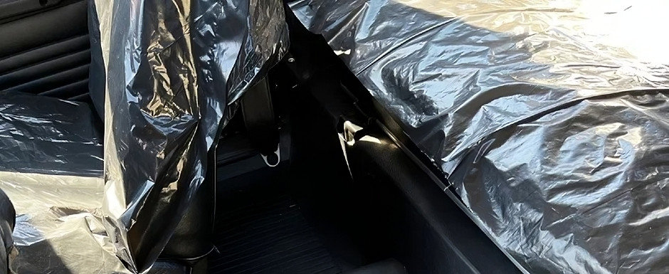 A cumparat-o in urma cu 43 de ani, dar nu a facut decat 220 de kilometri cu ea. Acum isi vinde vechea Lada Niva la pret de Lamborghini Urus A cumparat-o in urma cu 43 de ani, dar nu a facut decat 220 de kilometri cu ea. Acum isi vinde vechea Lada Niva la pret de Lamborghini Urus