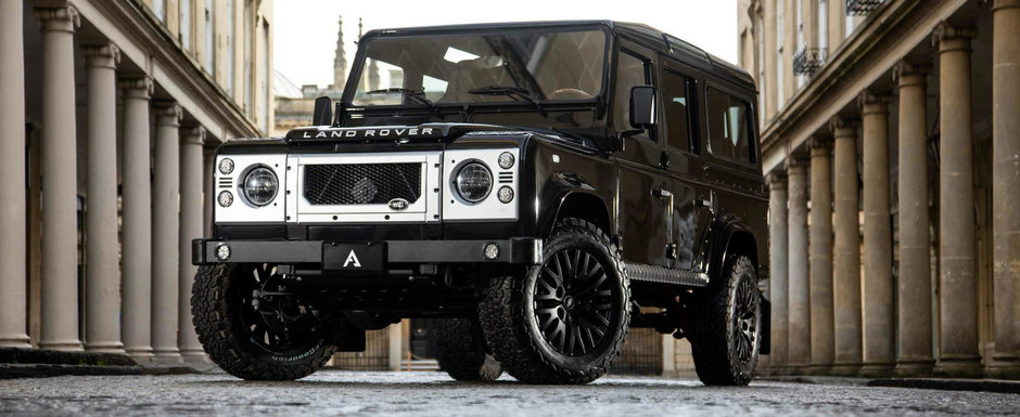 A dat 145.000 de dolari pe un DEFENDER din 1989. Off-roaderul arata pur si simplu demential A dat 145.000 de dolari pe un DEFENDER din 1989. Off-roaderul arata pur si simplu demential