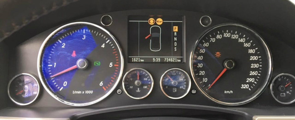 A facut cu el 734.000 km, iar acum il vinde. Cu cat se da acest Touareg V10 TDI A facut cu el 734.000 km, iar acum il vinde. Cu cat se da acest Touareg V10 TDI