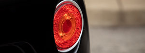 A fost candva cea mai spectaculoasa Alfa Romeo de pe strazi. Masina din 2008 are un design retro la exterior si o motorizare asamblata de italienii de la Ferrari sub capota
