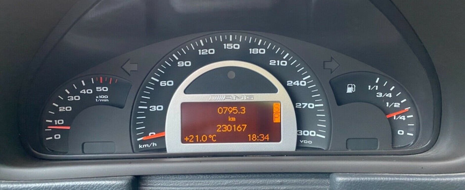 A fost candva cel mai ciudat Mercedes-AMG de pe strazi. Modelul din 2003 ascunde sub capota un motor diesel cu cinci cilindri in linie si o capacitate de trei litri A fost candva cel mai ciudat Mercedes-AMG de pe strazi. Modelul din 2003 ascunde sub capota un motor diesel cu cinci cilindri in linie si o capacitate de trei litri