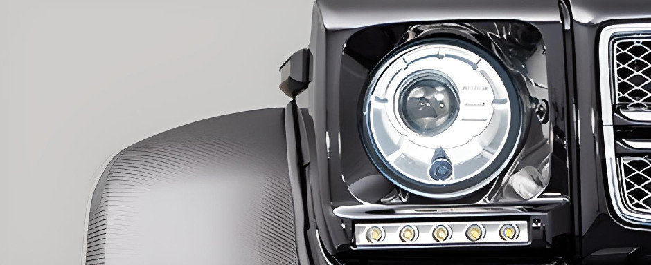 A fost candva cel mai ciudat Mercedes de pe strazi. Modelul din 2013 are o garda la sol de 460 de milimetri, cinci diferentiale si un sistem de tractiune 6x6 A fost candva cel mai ciudat Mercedes de pe strazi. Modelul din 2013 are o garda la sol de 460 de milimetri, cinci diferentiale si un sistem de tractiune 6x6