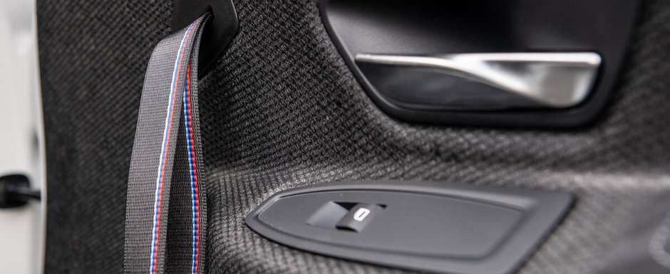 A fost candva cel mai exclusivist BMW de pe strazi. Modelul din 2017 are motor cu injectie cu apa si e de 2.5 ori mai rar decat un Bugatti de 2.4 milioane euro A fost candva cel mai exclusivist BMW de pe strazi. Modelul din 2017 are motor cu injectie cu apa si e de 2.5 ori mai rar decat un Bugatti de 2.4 milioane euro