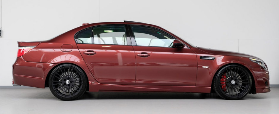 A fost candva cel mai rapid sedan de pe strazi. BMW-ul din 2010 are motor V10 cu doua compresoare si tocmai a fost scos la vanzare