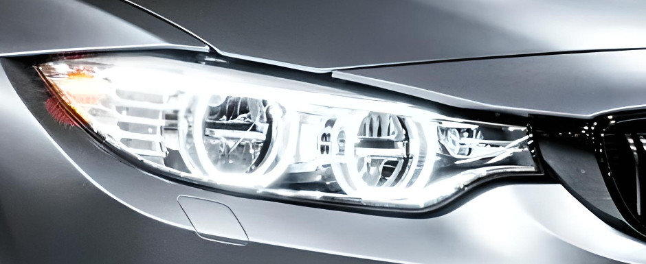 A fost candva cel mai tare BMW de pe strazi. Modelul din 2016 are motor cu injectie cu apa, jante din fibra de carbon si stopuri cu tehnologie OLED A fost candva cel mai tare BMW de pe strazi. Modelul din 2016 are motor cu injectie cu apa, jante din fibra de carbon si stopuri cu tehnologie OLED