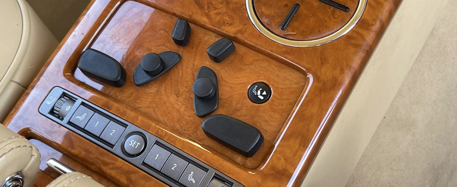 A fost candva cel mai tare Volkswagen de pe strazi. Modelul din 2005 are suspensie adaptiva pe aer si scaune individuale cu incalzire, racire si masaj A fost candva cel mai tare Volkswagen de pe strazi. Modelul din 2005 are suspensie adaptiva pe aer si scaune individuale cu incalzire, racire si masaj