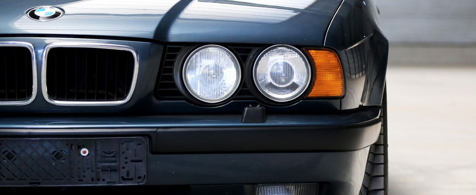 A fost pentru prima data cand BMW a oferit aceasta masina. Cu cat se mai vinde una in ziua de azi A fost pentru prima data cand BMW a oferit aceasta masina. Cu cat se mai vinde una in ziua de azi