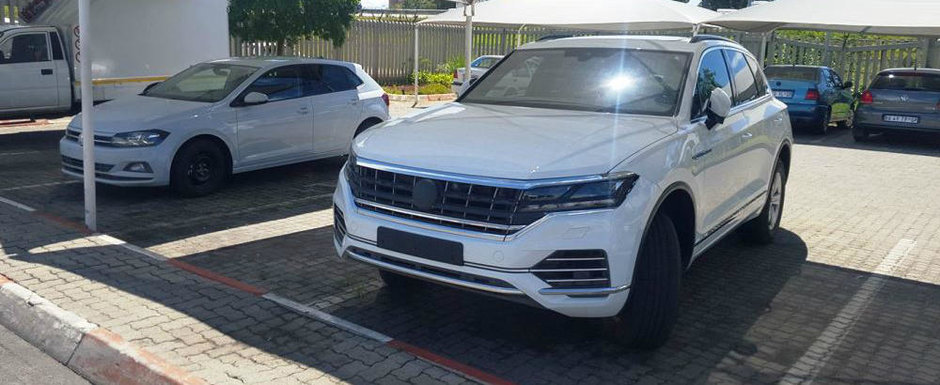 A fost pozat fara niciun fel de camuflaj. Uite cum arata noul Volkswagen Touareg! A fost pozat fara niciun fel de camuflaj. Uite cum arata noul Volkswagen Touareg!