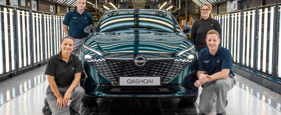 A intrat in productia de serie si nimic nu-l mai poate opri. Imagini de pe linia de asamblare cu noul Nissan Qashqai Facelift A intrat in productia de serie si nimic nu-l mai poate opri. Imagini de pe linia de asamblare cu noul Nissan Qashqai Facelift