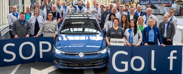 A intrat in productia de serie si nimic nu-l mai poate opri. Imagini de pe linia de asamblare cu noul Volkswagen Golf Facelift