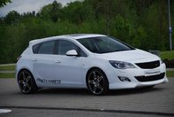 A little bit of OPC: Opel Astra by Steinmetz