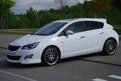 A little bit of OPC: Opel Astra by Steinmetz