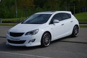 A little bit of OPC: Opel Astra by Steinmetz