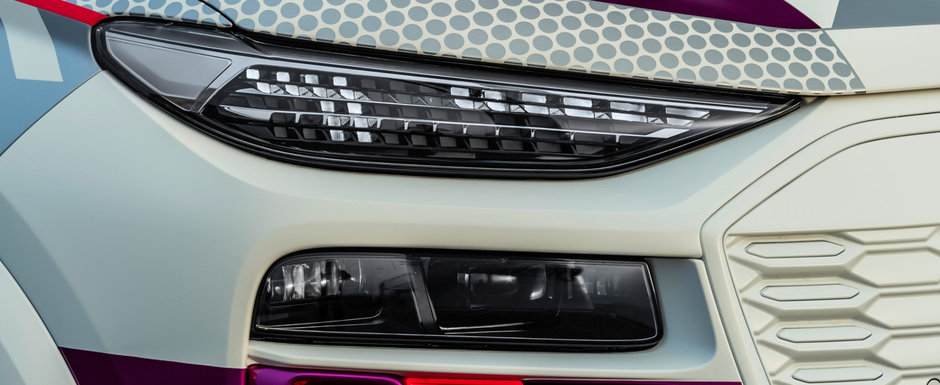 A-nceput numaratoarea inversa. Audi anunta oficial noul Q6 E-Tron cu faruri configurabile, platforma de Porsche si 517 CP A-nceput numaratoarea inversa. Audi anunta oficial noul Q6 E-Tron cu faruri configurabile, platforma de Porsche si 517 CP
