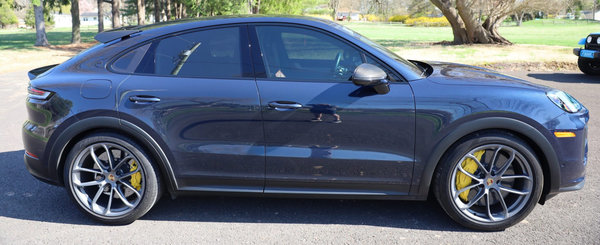 A platit aproape 240.000 de dolari pe un Porsche Cayenne, dar dupa doar un an si 13.000 de kilometri parcursi a primit cu peste 63.000 de dolari mai putin pe SUV-ul german