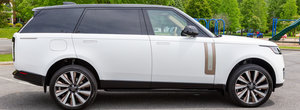 A platit aproape 282.000 de dolari pe un Range Rover construit la comanda, insa dupa numai un an si doar 11.392 de kilometri parcursi in total a primit cu peste 100.000 de dolari mai putin pe masina britanica