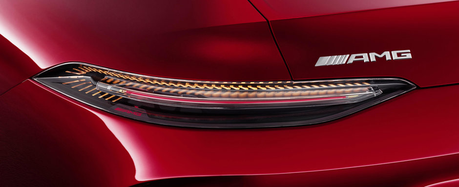 A pozat pe strada noua masina de la Mercedes. Cum arata AMG-ul GT Sedan fara niciun pic de camuflaj A pozat pe strada noua masina de la Mercedes. Cum arata AMG-ul GT Sedan fara niciun pic de camuflaj