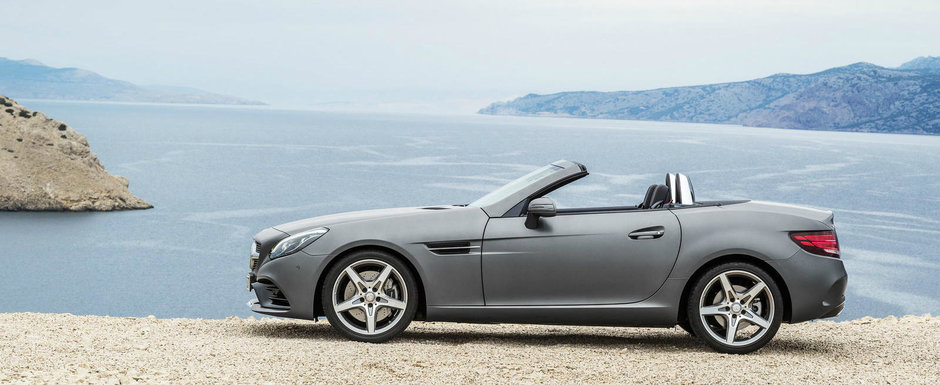 A scazut pretul celei mai ieftine decapotabile de la Mercedes. A scazut pretul celei mai ieftine decapotabile de la Mercedes.