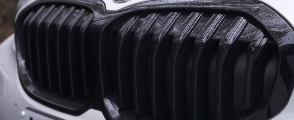 A testat, in sfarsit, primul hot-hatch cu tractiune fata din istoria BMW. "Arata de parca ar avea mustata" A testat, in sfarsit, primul hot-hatch cu tractiune fata din istoria BMW. "Arata de parca ar avea mustata"