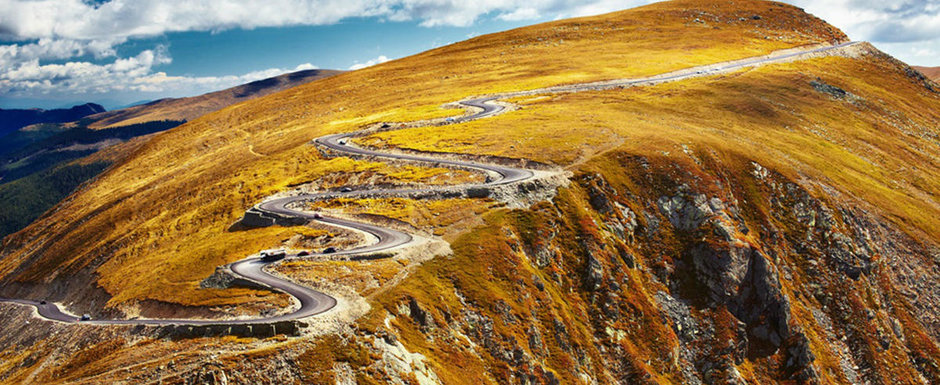 A venit iarna pe TRANSALPINA. Autoritatile au inchis cea mai inalta sosea din Romania