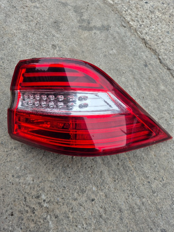 A1669063201 Lampa stop dreapta spate Mercedes ML W166 Fab: 2011-Prezent