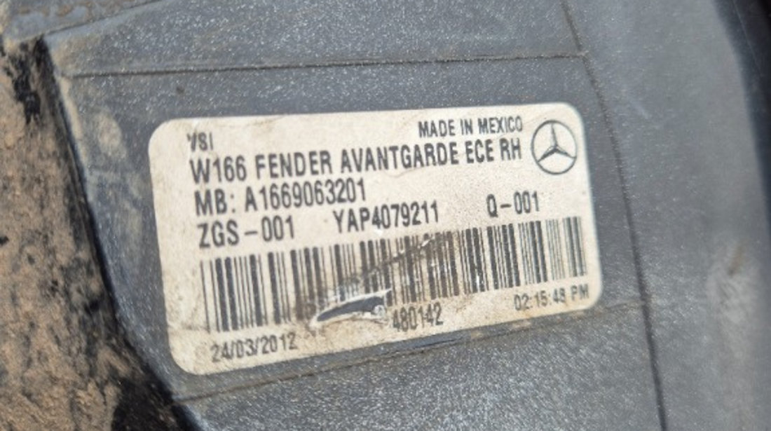 A1669063201 Lampa stop dreapta spate Mercedes ML W166 Fab: 2011-Prezent