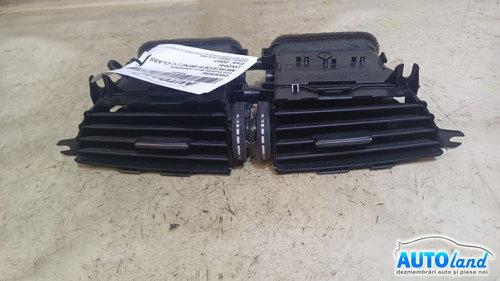 A2048308454 Grila Ventilatie Bord Mercedes-Benz C-CLASS W204 2007