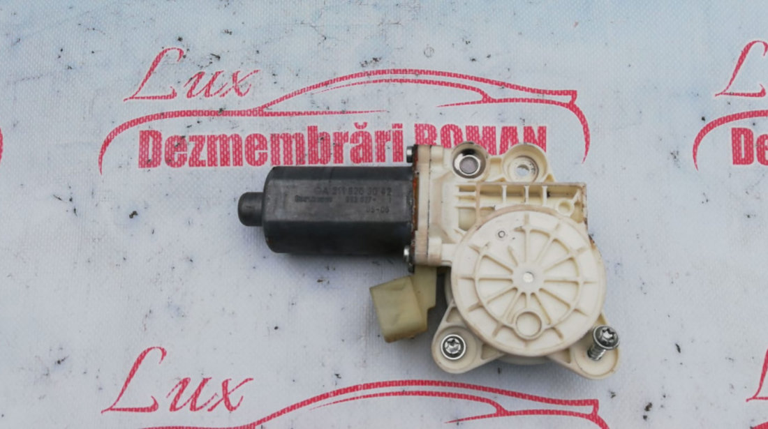 A2118203042 motoras macara usa dreapta fata e class motor 3.0cdi v6 om642 e320 cls320 w211 w219