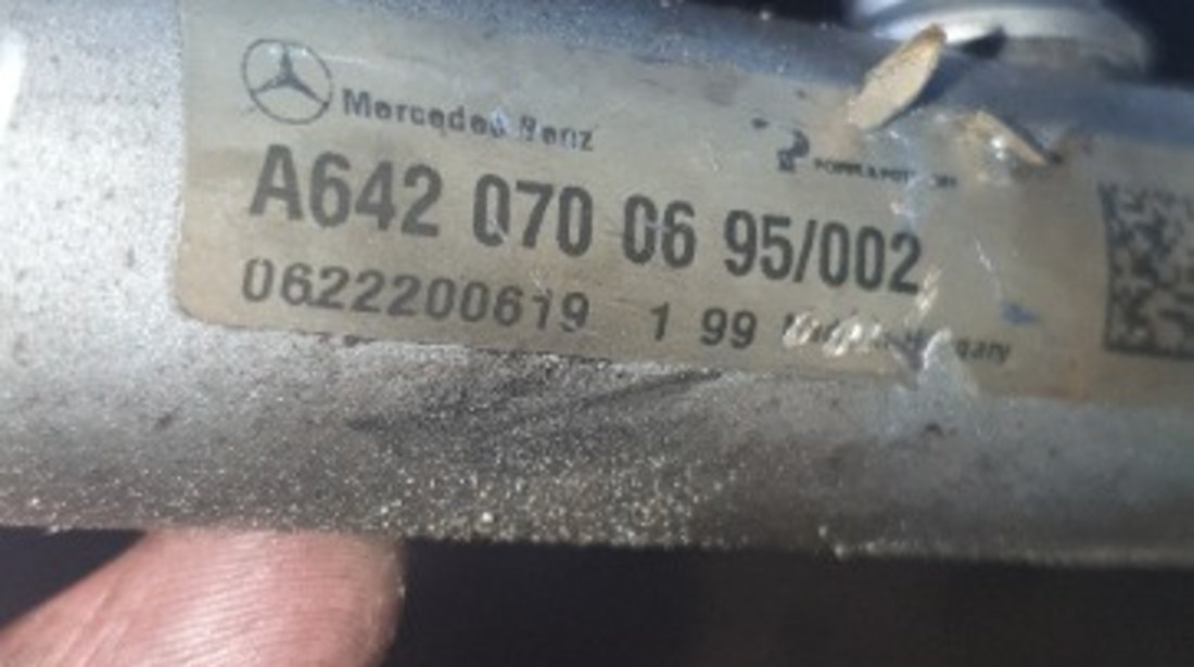 A6420700695 Rampa injectoare completa dreapta Mercedes Vito (W639) 3.0 CDI OM 642990
