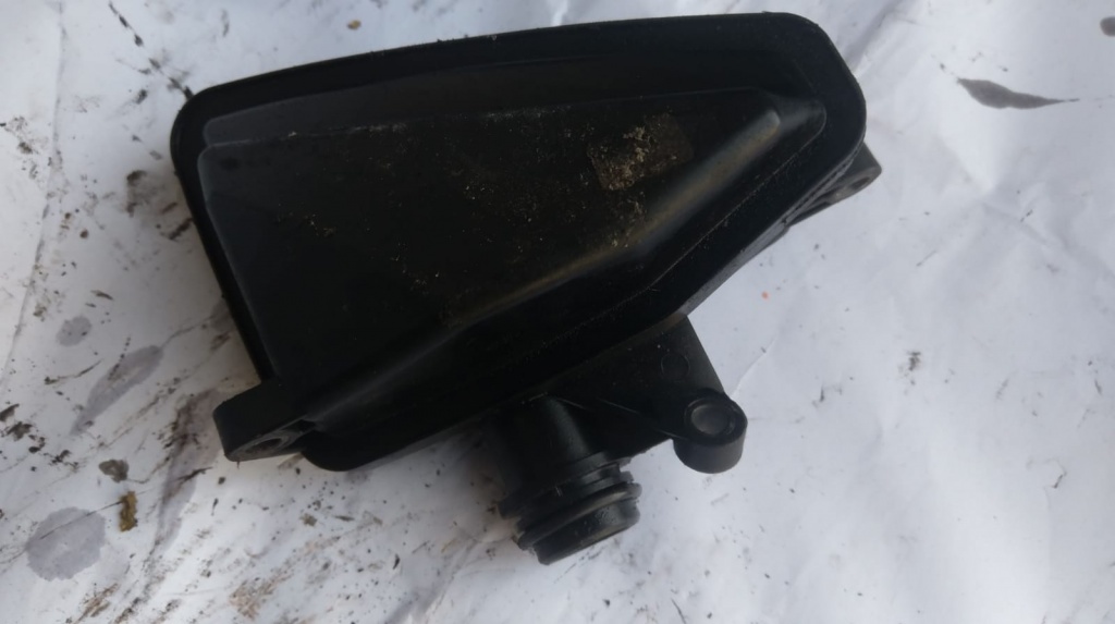 A6421400087 filtru carter rezonator Mercedes R class r320 ml320 w251 w164