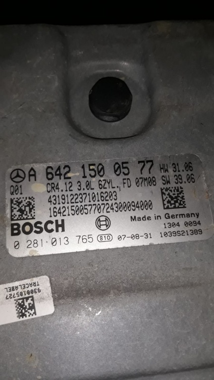 A6421500577 calculator motor ecu Mercedes R320CDI 4matic w251 ML w164 0281013