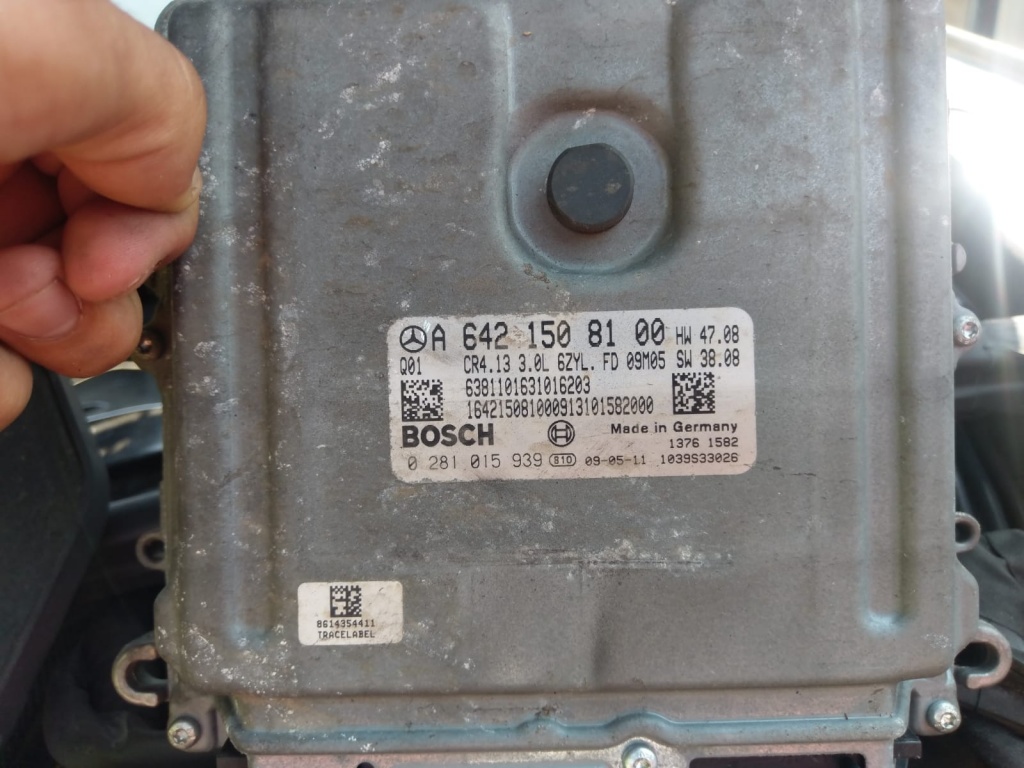 A6421508100 Calculator motor ECU Mercedes R-Class r300 r320 r350 w251 3.0CDI v6