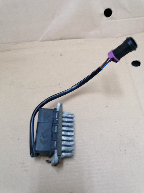 A8-933 MODUL REGULATOR TREPTE AEROTERMA VW PHAETON AUDI A6 C5 A8 4D2 1998 -- 2002 4D0820521A 5DS0064...