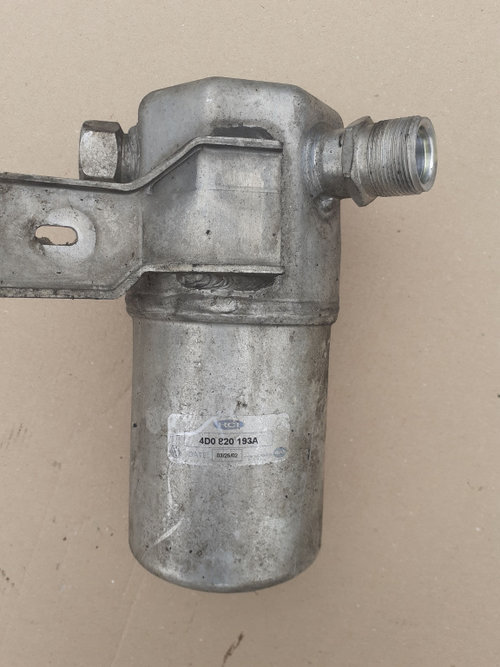 A8-958 BUTELIE FREON VAPORIZATOR 4D0820193A AUDI A8 4D2