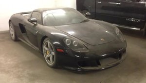 Abandonat si plin de praf: Povestea unui Carrera GT din Canada