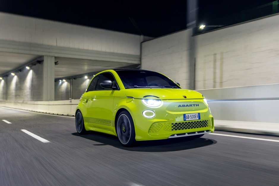 Abarth 500e - Galerie foto