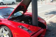 Accident cu Ferrari Enzo in Coreea de Sud