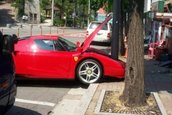 Accident cu Ferrari Enzo in Coreea de Sud Accident cu Ferrari Enzo in Coreea de Sud