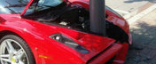Un Ferrari Enzo isi pierde nasul intr-un stalp din Coreea de Sud