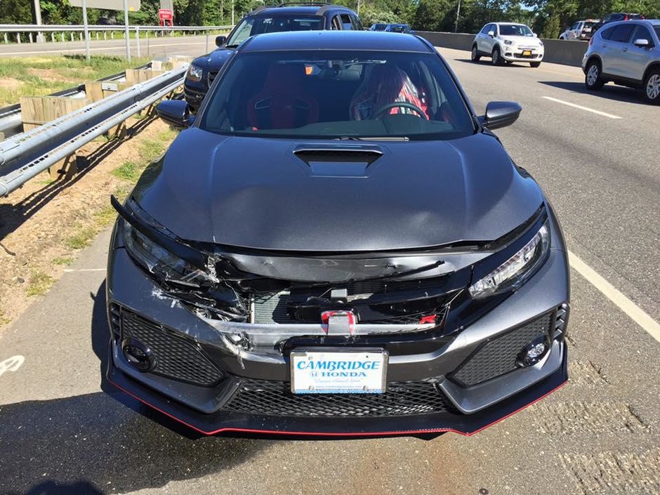 Accident cu Honda Civic Type R