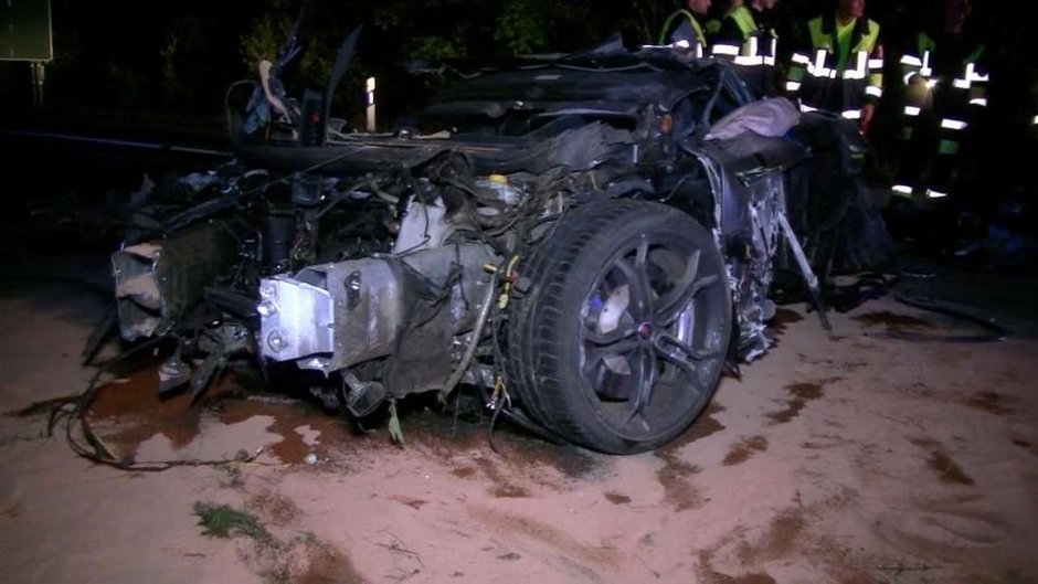 Accident cu McLaren MP4-12C