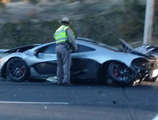 Accident cu McLaren P1