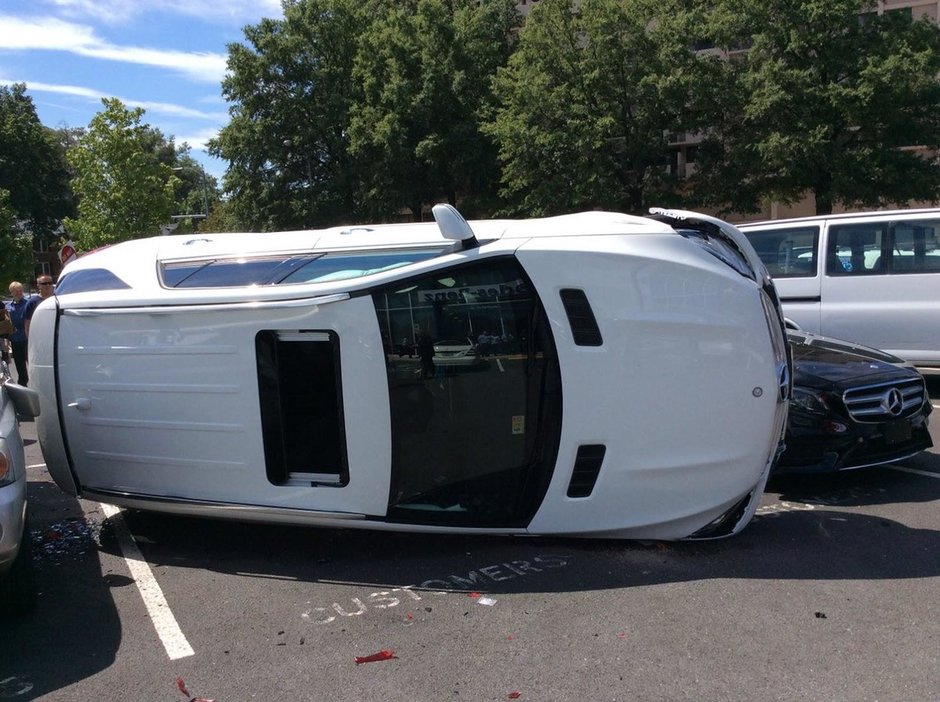 Accident cu Mercedes GLE