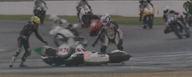 Accident cu motocicleta: amuzant si dureros in acelasi timp