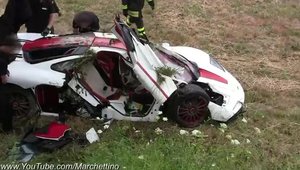 Accident cu un McLaren F1 de 10+ milioane dolari: Urmarile nefericitului incident