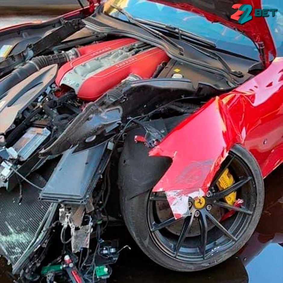 Accident Ferrari 812 Superfast