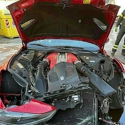 Accident Ferrari 812 Superfast